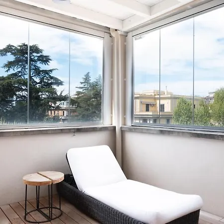 Luxurious With A Terrace Róma